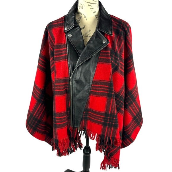NWT Rock & Republic Womens Plaid Fringe Faux Leather Trim Poncho Red/Black - Picture 3 of 13